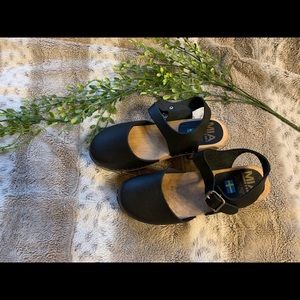 MIA ABBA Swedish Back Leather Clogs